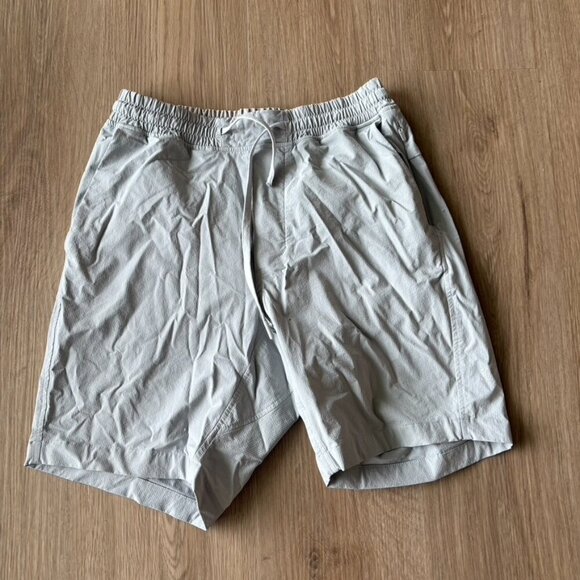Lululemon Bowline Shorts Men’s 6” Ripstop Athleisure Rhino Gray Size Small - Picture 1 of 8